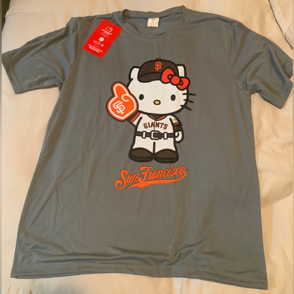 NWT Hello Kitty San Francisco Giants T Shirt size Medium